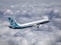 Mrazivé odhalenie: Piloti pred osudným pádom boeingu hľadali v príručke, čo robiť