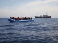 Migrantom na mori išlo o život: Desiatky z nich zachránila nemecká humanitárna organizácia