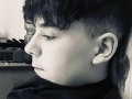 Školák (†13) si kúpil za vreckové nebezpečnú drogu: Skolaboval v parku, rýchla smrť