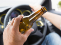 Nad opovážlivosťou vodiča sa vám zastaví rozum: Auto v nespôsobilom stave... Plus alkohol