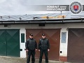 Z policajtov sú hrdinovia: Vďaka nim sa podarilo zachrániť dvoch chlapcov z horiaceho pekla