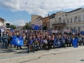 Košice opäť na nohách:  VIDEO masívneho protestu pred zápasom Slovenska, takto to ďalej nejde!