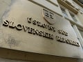 Došla im trpezlivosť? O štvrtú voľbu ústavných sudcov zatiaľ kandidáti veľmi nejavia záujem