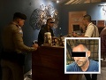 Prekvapivá razia v Thajsku: VIDEO Slováka Tomáša zatkli za nelegálne prevádzkovanie kúpeľov