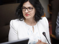Adriana Pčolinská kritizuje Lubyovú: Pani ministerka, neberte deťom šancu na vzdelanie