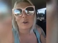 VIDEO Blondínke (34) na benzínke ukradli auto: Za pár hodín ho vypátrala a ukradla si ho späť!