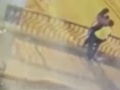 VIDEO Milenci sa bozkávali na moste, boli to ich posledné nežnosti: Hororové VIDEO ich smrti