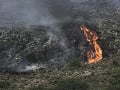 VIDEO Na ostrove vyčíňal rozsiahly požiar: Tisíce turistov ho opustili