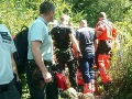 AKTUÁLNE Záchranná akcia v Bardejove, došlo k zosuvu pôdy: FOTO Skupinu detí zavalil betónový panel