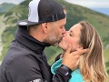 Známy moderátor sa bude ženiť: Zásnuby po pár mesiacoch randenia... Zoznámili sa cez Instagram!
