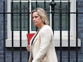 Britská ministerka práce odchádza z kabinetu Borisa Johnsona: Bolo to ťažké rozhodnutie, tvrdí