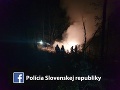 Dramatická noc pri Nitre: Prvé FOTO a VIDEO po páde stíhačky, pilot je mimo ohrozenia života