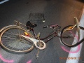 FOTO Desivá nehoda vo Veľkých Bielicach: Nadrogovaný vodič zrazil cyklistu, ten je ťažko zranený