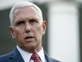Pence pozval Netanjahua a jeho rivala Ganca do Bieleho domu: Chce diskutovať o mieri