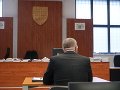 Ján Kováčik vypovedá ako svedok v kauze falšovania miliónových zmeniek, v ktorej sú obžalovaní Marian Kočner a Pavol Rusko.