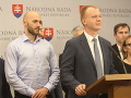 PS a Spolu vyzývajú SNS, aby stiahla novelu o interrupciách