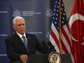 Kurdské milície sa už začali sťahovať z tureckých hraníc, tvrdí Pence