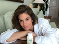 Dámska jazda: Supermodelka Cindy Crawford s mamou... Dámy iba v županoch!