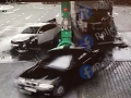 Polícia ukázala VIDEO havárie na čerpacej stanici: Vodič BMW mal z pekla šťastie