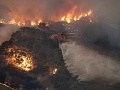 Austrálii hrozí katastrofa: Vyhorené domy, tlejúce mŕtve zvieratá, vysoké teploty a nekonečný oheň