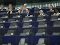 Poslanci Európskeho parlamentu majú obavy: Boja sa o občanov EÚ v Británii po brexite