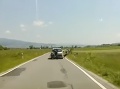 VIDEO šialeného útoku z Tatier: Mladík za volantom si vylial hnev na cyklistoch, zrazil ich z cesty!