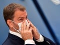 Premiér sa politicky pripravuje na najhorší scenár koronakrízy, tvrdí publicista: Tvrdá kritika opatrení!