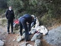 Pod vodopádom Skok vo Vysokých Tatrách našli turistu v bezvedomí: Pomáhali horskí záchranári