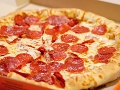 Nemecká pizzeria je pomenovaná po antimafiánskych hrdinoch: Taliani neskrývajú zlosť