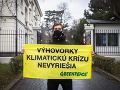 Greenpeace apeluje na premiéra Matoviča: Začal sa 65-hodinový protest pred Úradom vlády