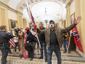 Svetové médiá reagujú na dianie vo Washingtone: Trumpova hanba a útok na demokraciu