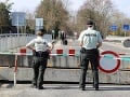 KORONAVÍRUS Kontroly v Bratislave: Polícia dohliada na dodržiavanie sprísneného zákazu vychádzania