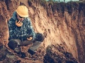 Vedci skúmali prehistorickú horninu na pobreží a náhodou objavili totálnu bombu