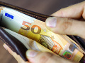 Výsledky nového PRIESKUMU: Slováci majú jasno, sme nedocenení a vyššie zárobky sú nespravodlivé!