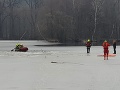 Dráma v Česku: FOTO Tri deti sa prepadli pod ľad, záchranári bojovali o ich životy!