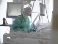 KORONAVÍRUS Japonsko ako prvá krajina transplantovala pľúca žene, ktorá prekonala COVID