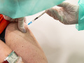 KORONAVÍRUS Bratislavský kraj rozširuje okruh náhradníkov na očkovanie
