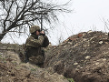 Schyľuje sa k ďalšiemu konfliktu? Ukrajina tvrdí, že Rusko v blízkosti hraníc zdržiava tisíce vojakov
