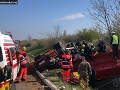 AKTUÁLNE Prevrátený kamión na D2: VIDEO Zasahoval vrtuľník, diaľnica je stále neprejazdná!