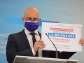 Budúci týždeň sa majú opäť začať očkovať učitelia, potvrdil Gröhling