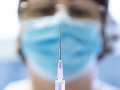 KORONAVÍRUS NCZI začalo vydávať certifikáty o očkovaní: Do utorka ich vystavilo 71-tisíc