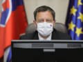Premiér verí, že dôvera ľudí vo vládu sa vráti: Slovensko dlho spalo