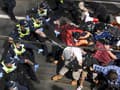 Polícia v Melbourne zadržala vyše 200 účastníkov protestu proti lockdownu