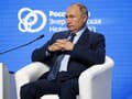 Vladimir Putin uznal, že životné podmienky väzneného Navaľného nie sú najlepšie