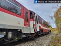 Kuriózna zrážka vlakov! Náhradný rušeň išiel pomôcť pokazenému: Zranilo sa niekoľko osôb