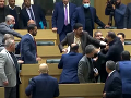 Kontroverzné otázky vyvolali potýčku v parlamente: VIDEO bitky medzi poslancami