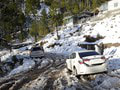 Turisti zostali v dôsledku snežnej fujavice uväznení v autách: V metelici zahynulo 22 ľudí