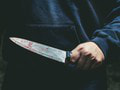 Brutálny útok nožom! Mladík (17) pobodal pred prestížnou univerzitou troch ľudí