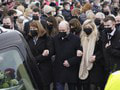 FOTO Celé Írsko žiali za zavraždenou učiteľkou (†23): Na pohreb prišli stovky ľudí, podozrivý je Slovák