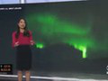 VIDEO Meteorologička počas predpovede počasia zažila totálny šok: Najprv polárna žiara, potom...